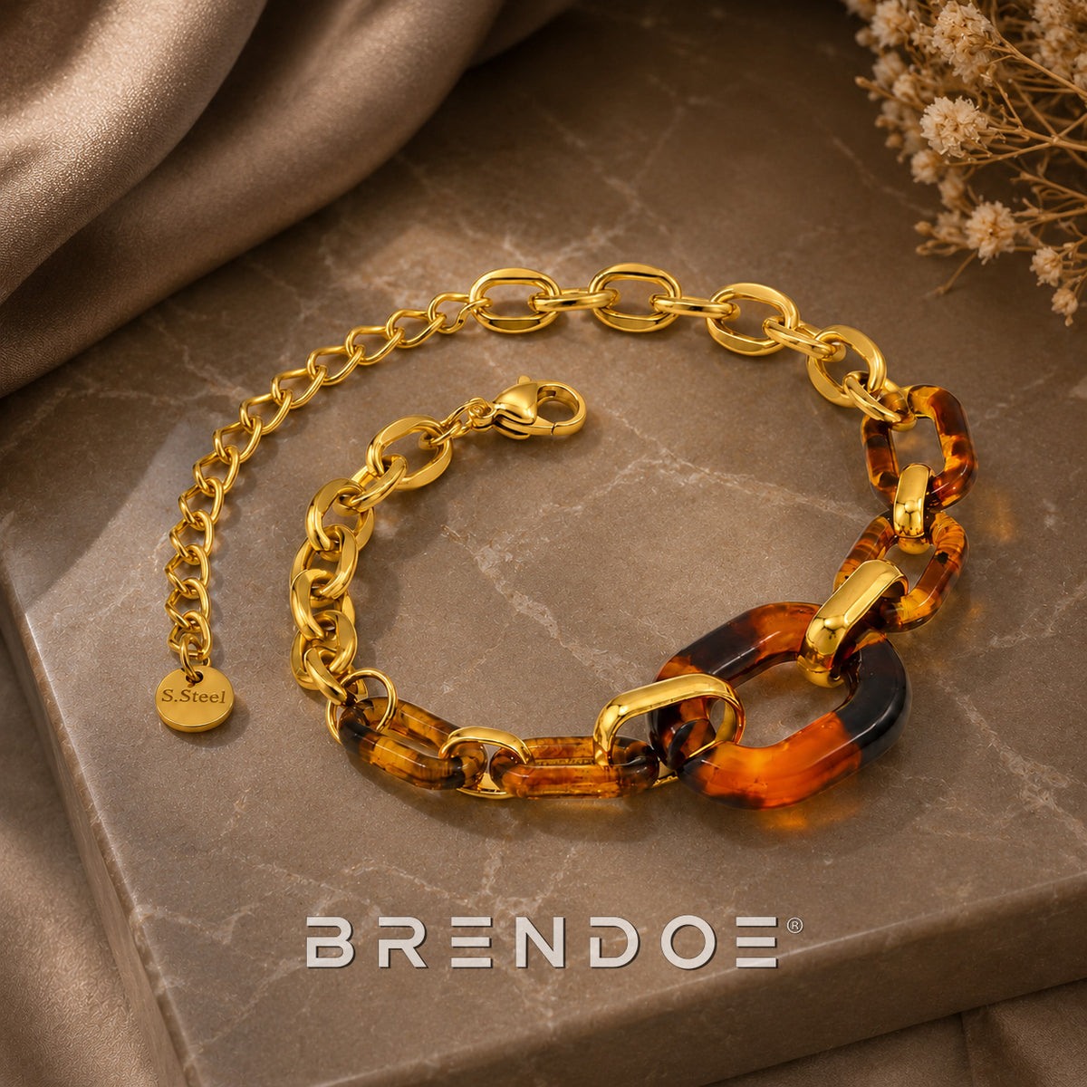 Goudkleurige Schakelarmband Dames – 18K Verguld RVS met Bruine Acryl Schakels
