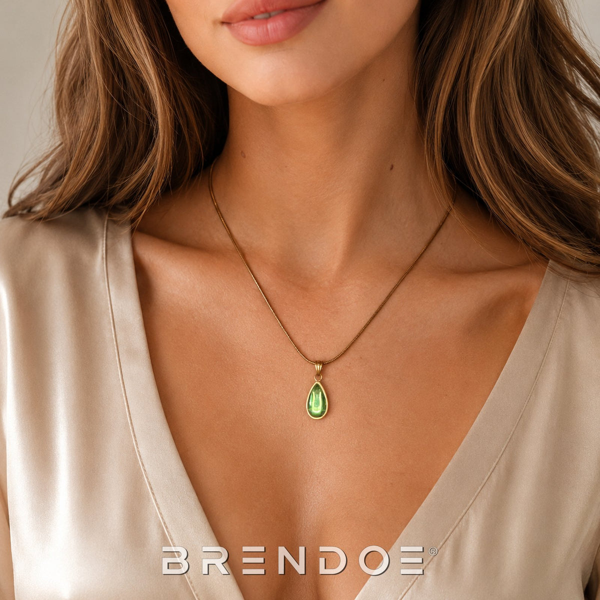 Brendoe Goudkleurige Ketting met Groene Druppel